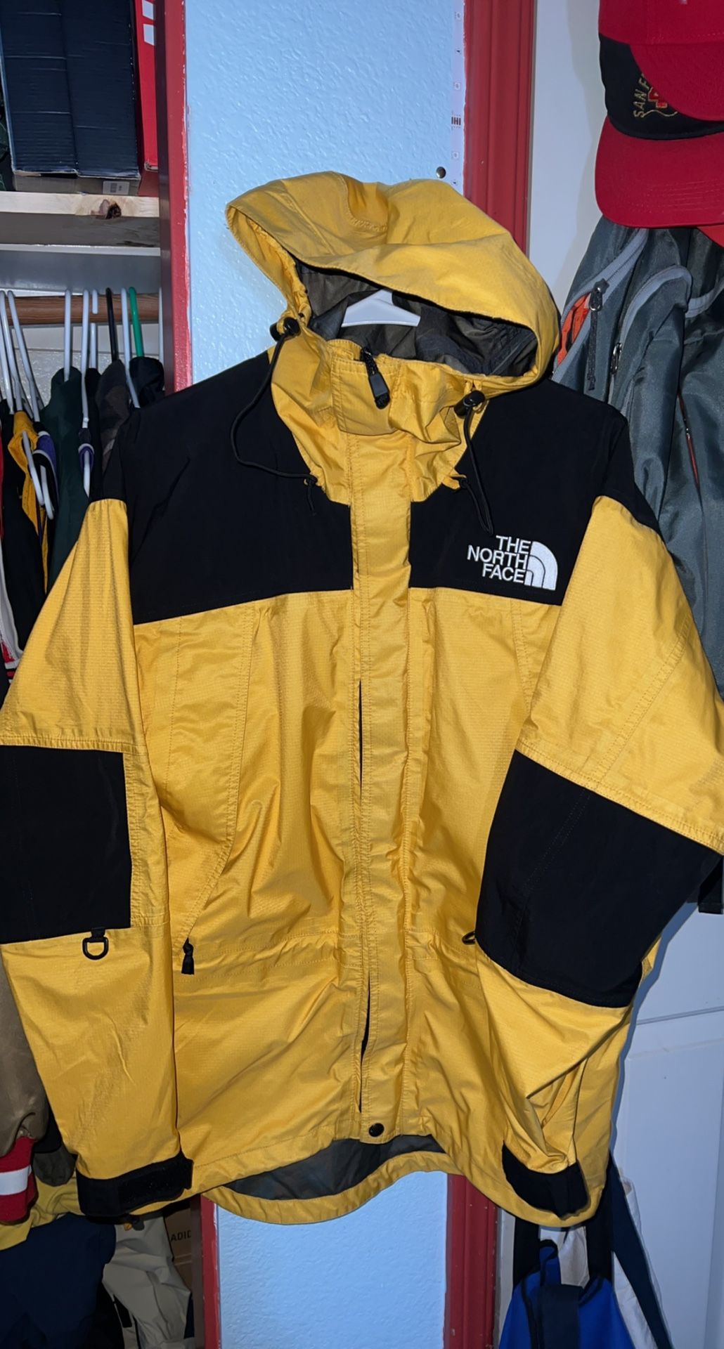 North Face Goretex Mens Parka Size Small