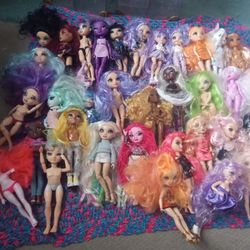 Rainbow high Lot(30+ Dolls+2 Closets and Accessories)