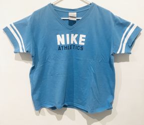 Women’s Size XL Shirt by Nike