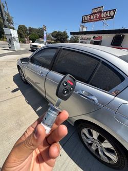 Llaves de autos / car keys and remotes