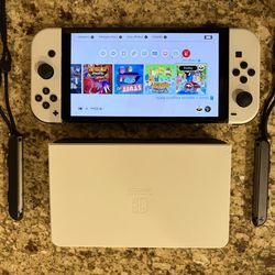 $200 Nintendo Switch OLED + Case + MicroSD