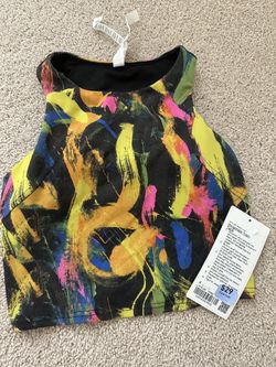 brand new Lululemon tank