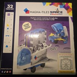 MAGNA-TILES SPACE +microMAGS 32 Piece Set
Picasso  - Connetix - Building - Blocks - Kids 