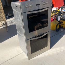 Viking Double Wall Oven (electric) 
