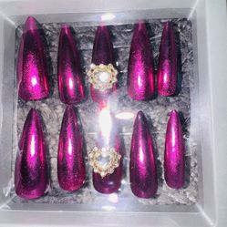Pink Chrome Press Ons