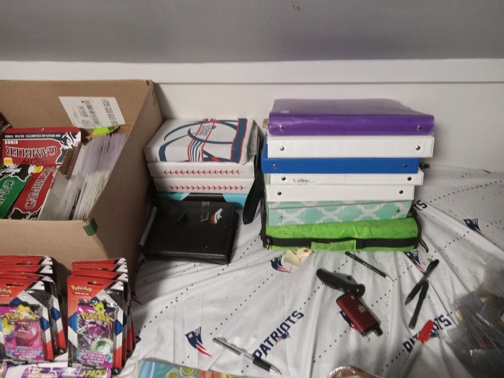 I'm Loaded And Unloading Fast,all Cards Are Cheap And Under 25 And All Bulk Buying U Get 30 Percent The Price Of Ebays Going Price.