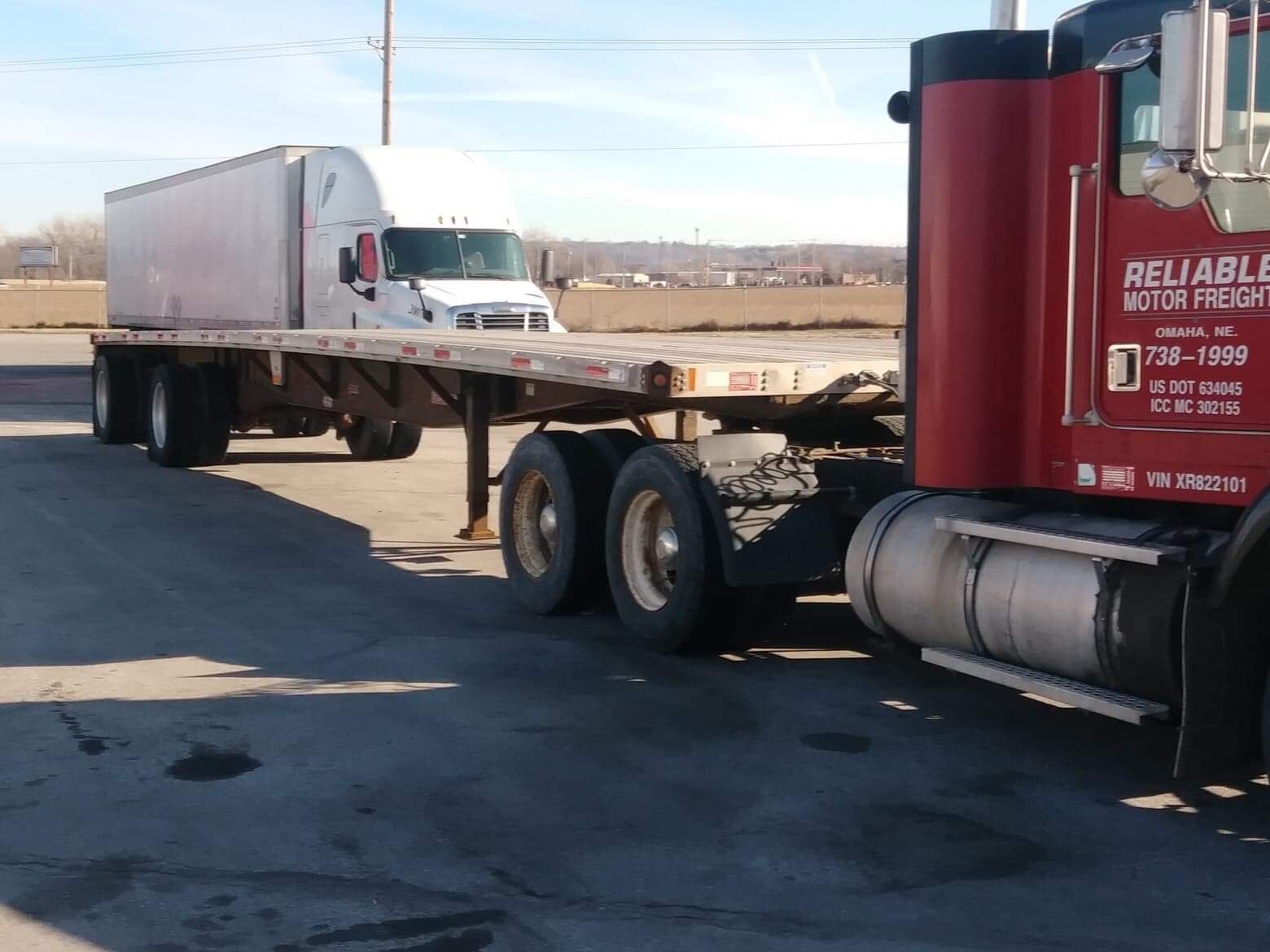 2005 flat bed trailer