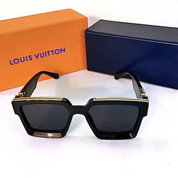 Louis Vuitton Sunglasses for Sale in Orange, CA - OfferUp