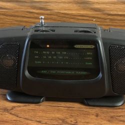 Suntone AM/FM Mini Boom Box Stereo Model RR2000