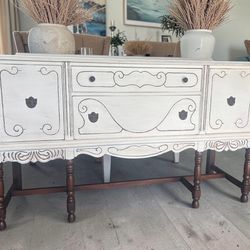 Cabinet/Buffet/console/sideboard refurbished