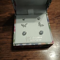 Sterling Silver Earrings With Crystals