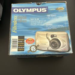 Olympus d490