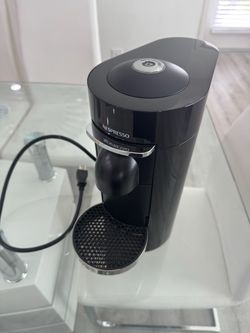 Vertuo Plus Deluxe Coffee and Espresso Machine by De'Longhi in Black