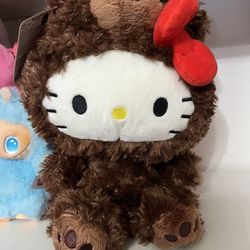 Hello Kitty Bear Style