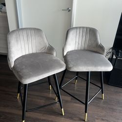25” Swivel Counter stools - Grey (2)