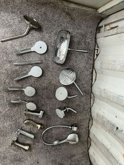 Lot of 15 Tub spigots and shower heads for bathroom new, open box