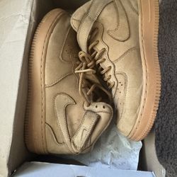Air Force One (Mid)