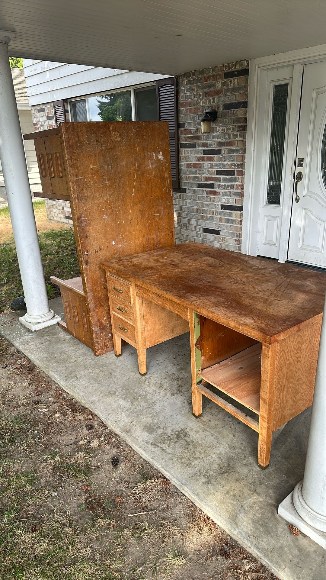 2 Teacher Oak Desk Large Free