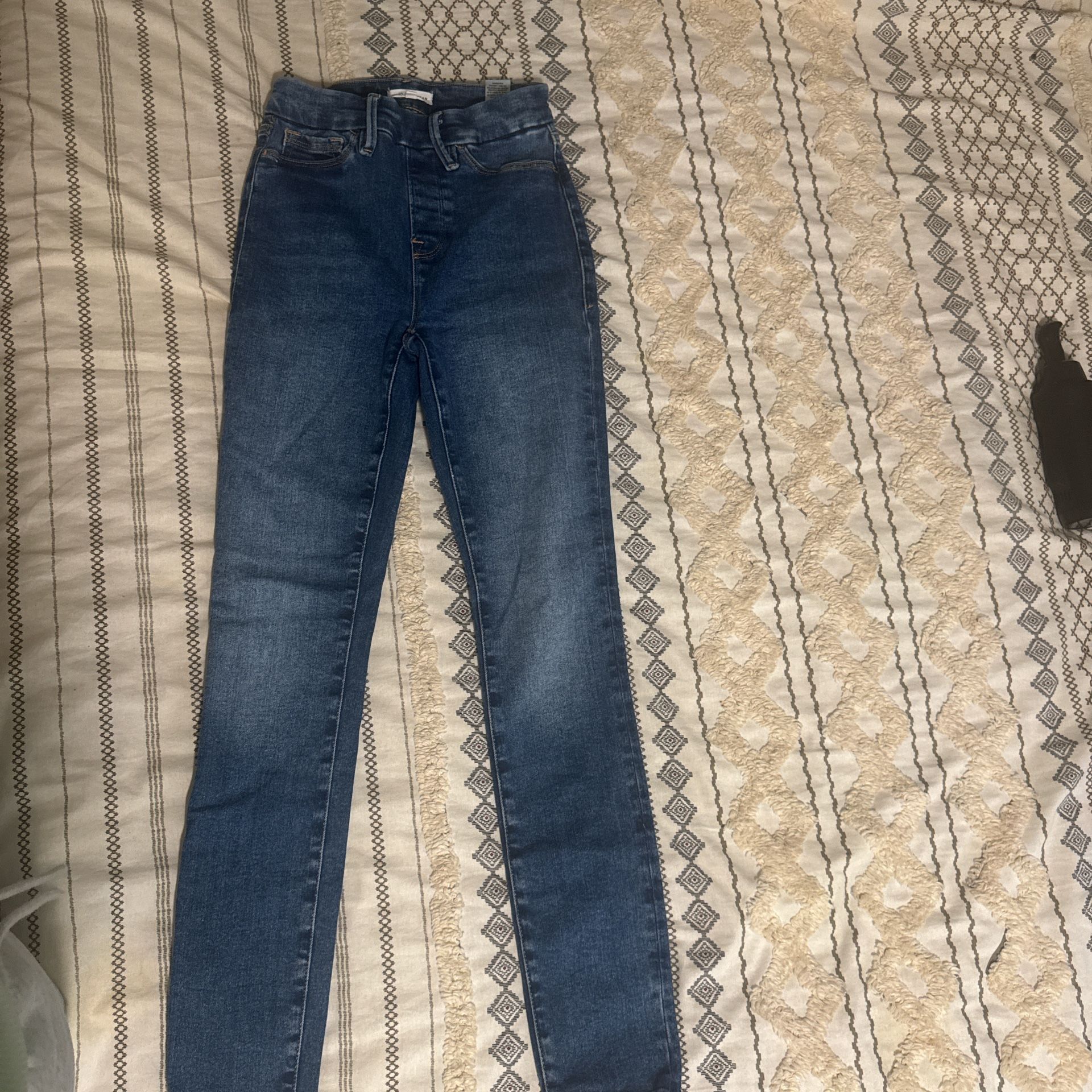 Size 0 Good American Jeans