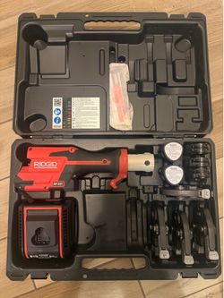 Ridgid RP 251 Press Tool W/C1 Jaws  And Mega Press Jaws