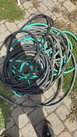 3 Hoses works good no holes