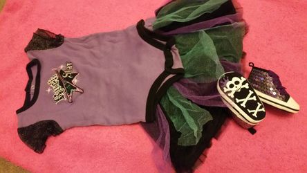 Box full of girls clothing