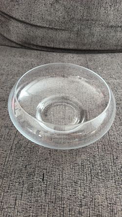 Glass bowl