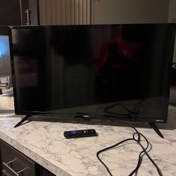 32 Inch ONN TV with remote