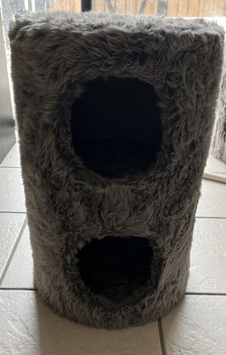 Fuzzy Cat hut