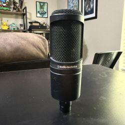 Audio-Technica AT2020 XLR Condenser Microphone + Shock Mount, Pop Filter & Cable