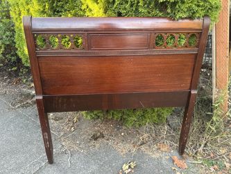 Antique 40s Mahogany Full Size Sleigh Bed