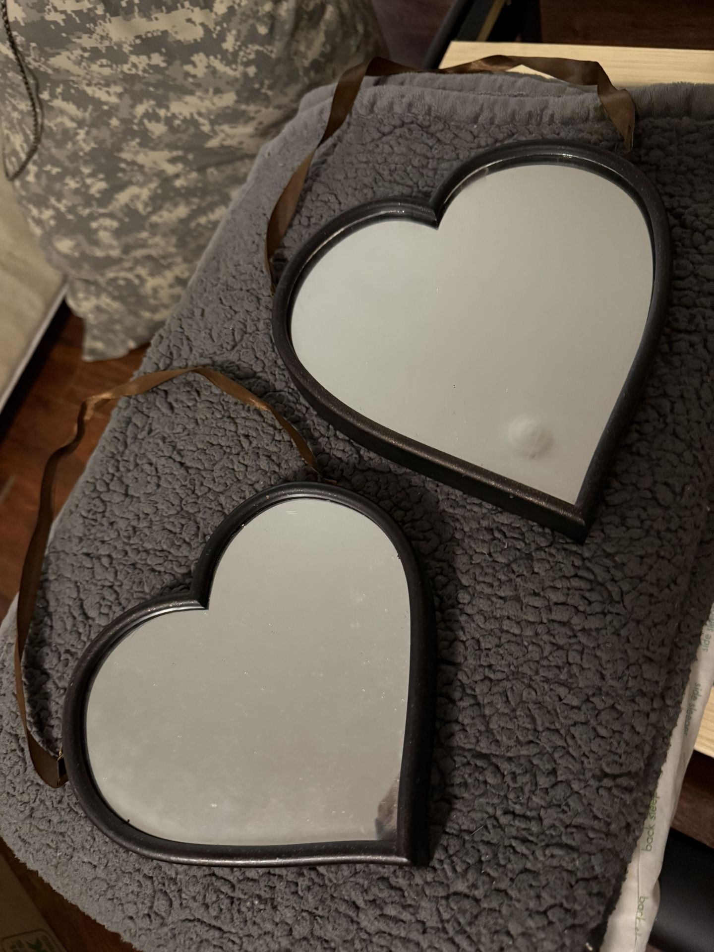 Heart Mirrors Decoration