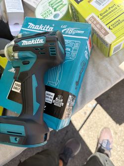 Makita 18V LXT Brushless Impact Wrench (Tool Only)