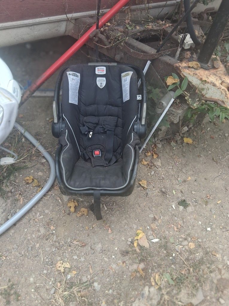 Black Carseat Britax Is The Name