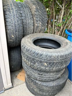 33x12.50R17 LT tire, n more