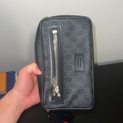 Gucci Supreme Belt Bag