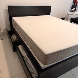 Queen bed with storage and mattress