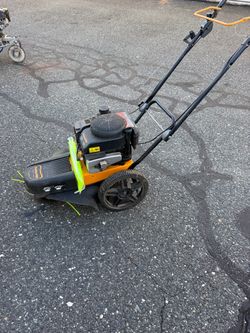 Lawn wacker
