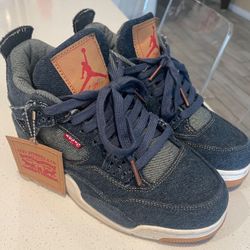 Jordan Retro 4