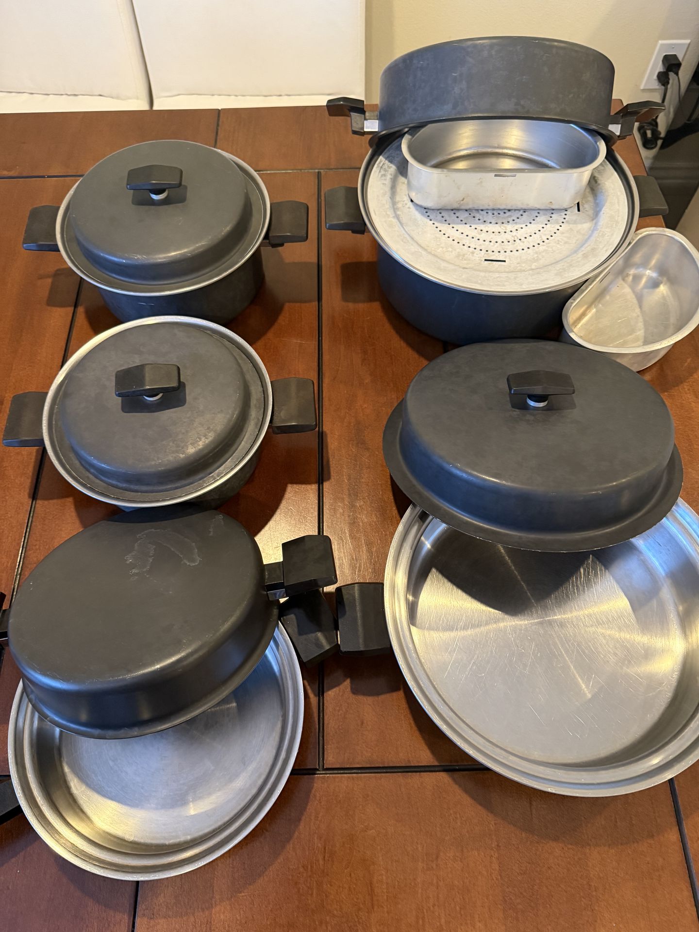 Miracle Made Cookware Set