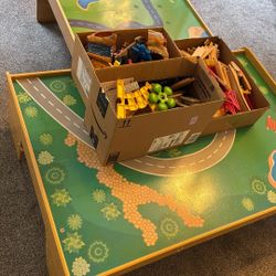 Wood Toys With 2 Desks