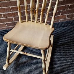 Vintage Rocking Chair 