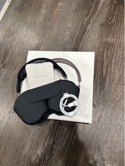 Apple AirPods Max 2nd Generation (USB-C Charger)