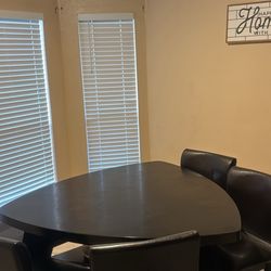 Rooms To Go Dining Table With Bench  300 