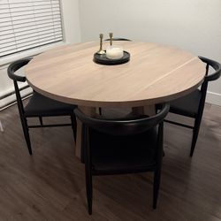 DINING TABLE WITH CHAIRS OR SEPARATELY 