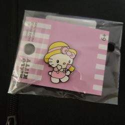 Hello kitty Flowers Enamel Pin