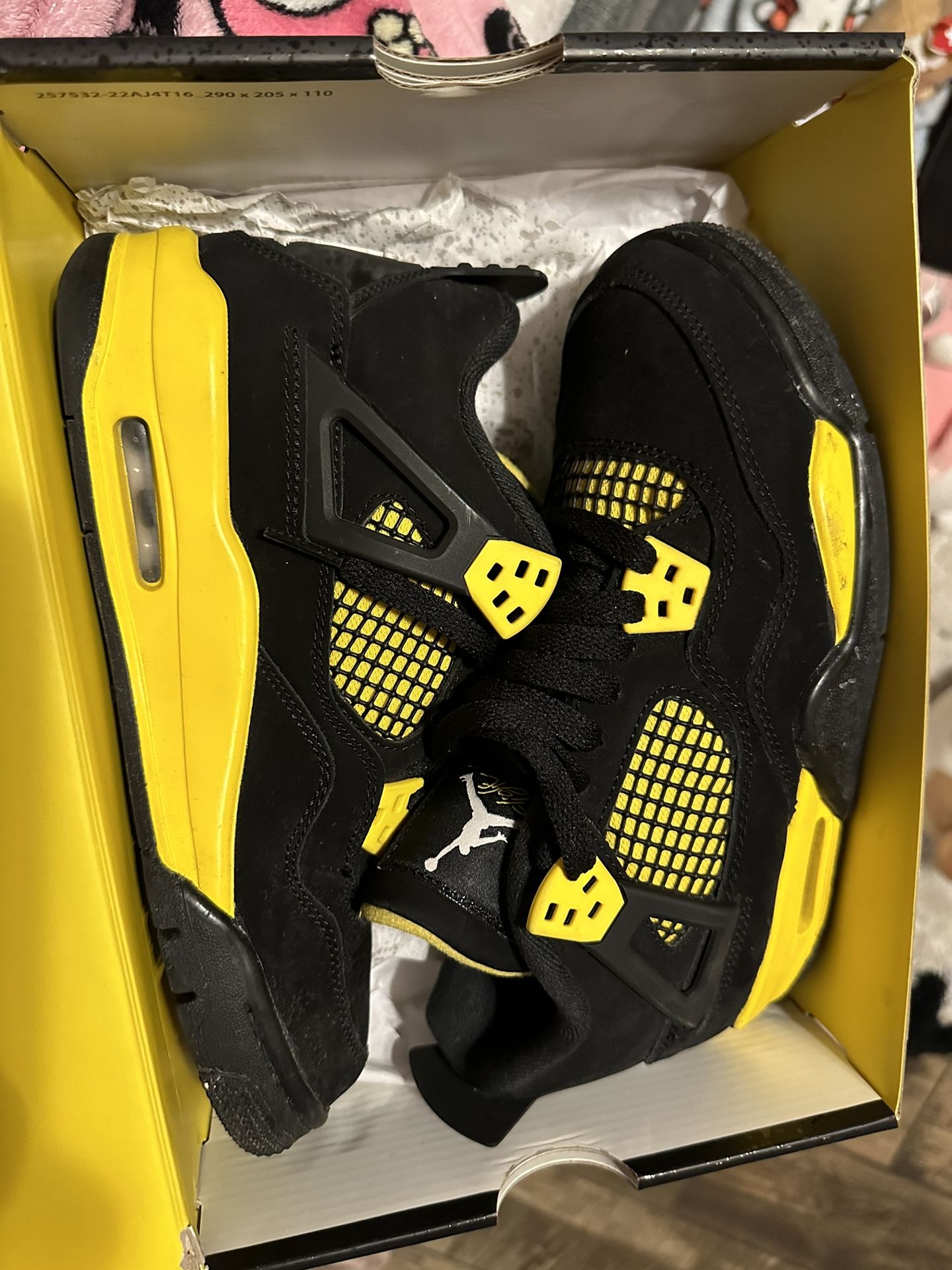 Jordan 4s