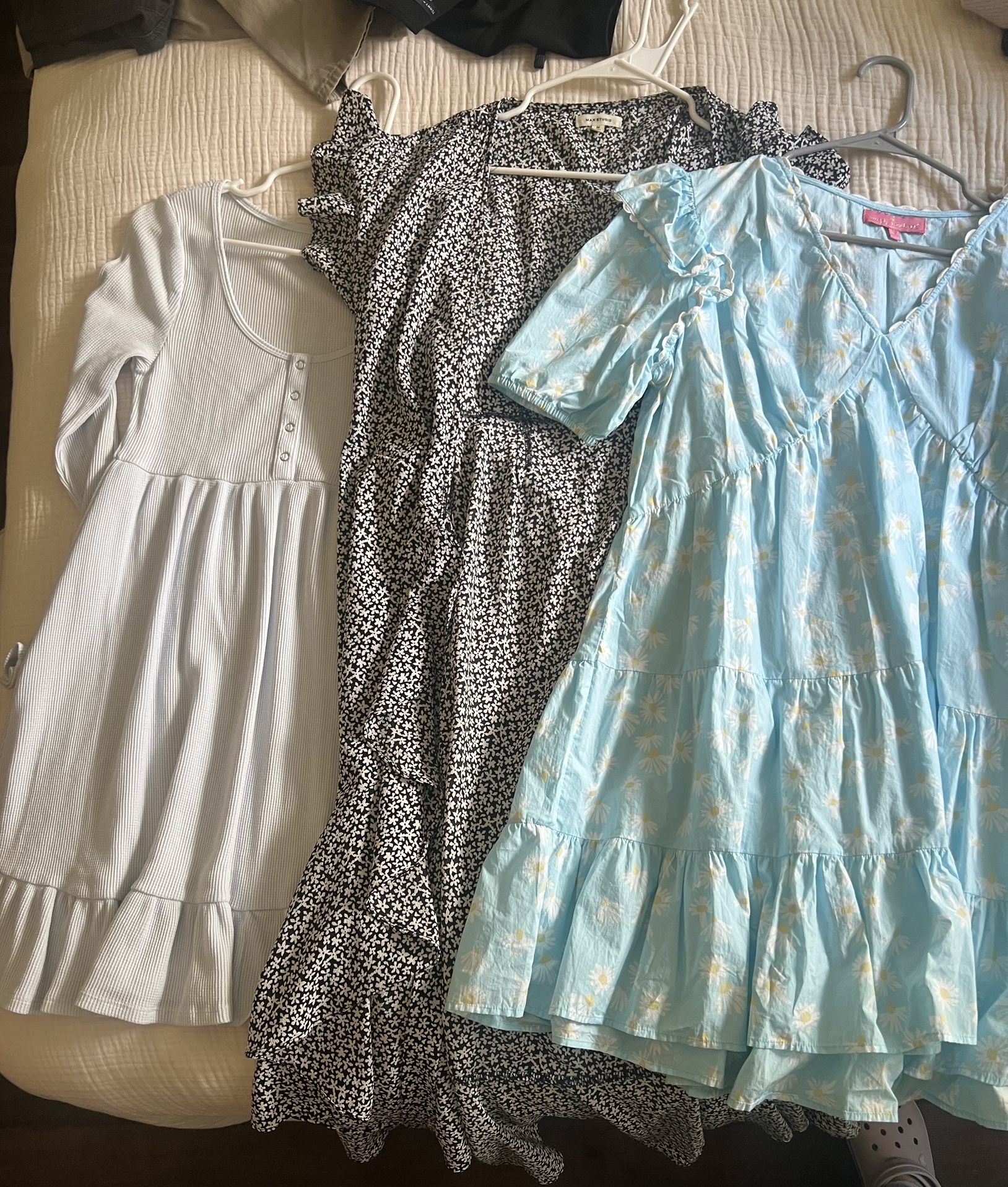3 Women’s Dresses (Medium)