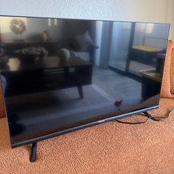 32" Phillips Smart Roku TV