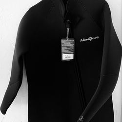 New Neosport 2 piece wetsuit XXL 7mm